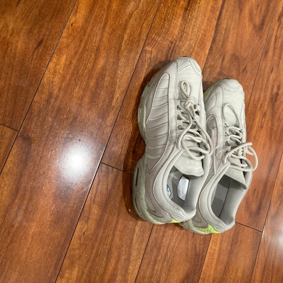 Nike Air Max Tailwind Sneaker - Picture 4 of 6